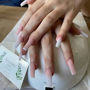 Meet your Posher, Kassandra